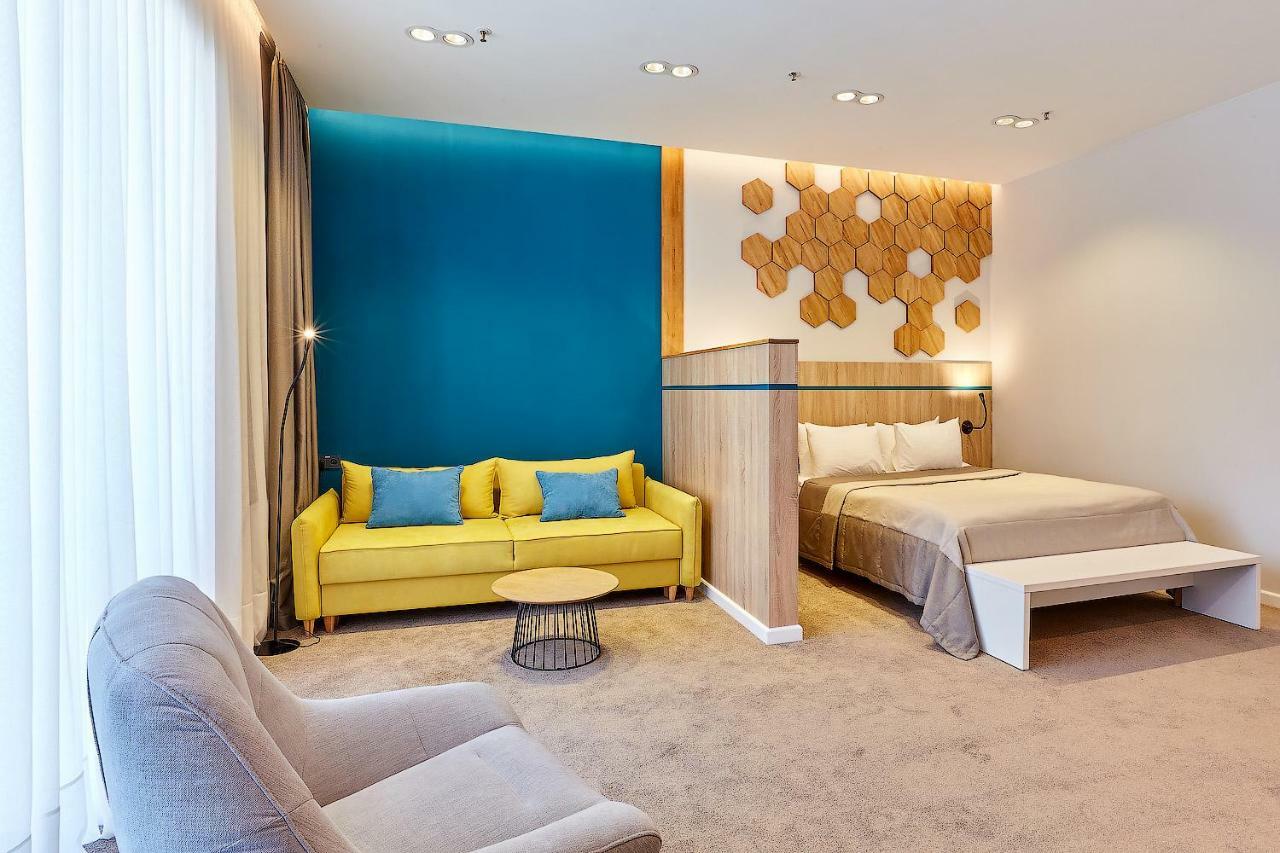 Aqua-Minsk Hotel Plus מראה חיצוני תמונה