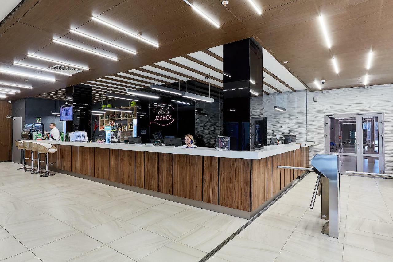Aqua-Minsk Hotel Plus מראה חיצוני תמונה